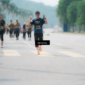 Runner Photo 6464859