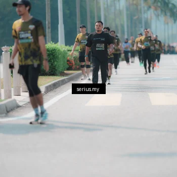 Runner Photo 6465079