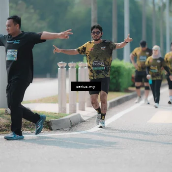 Runner Photo 6465112