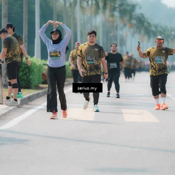 Runner Photo 6465253