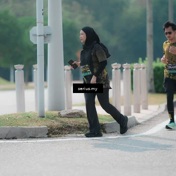 Runner Photo 6465345