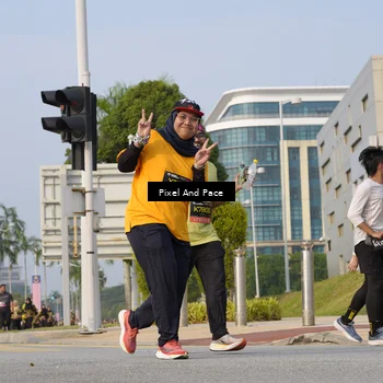 Runner Photo 6465412