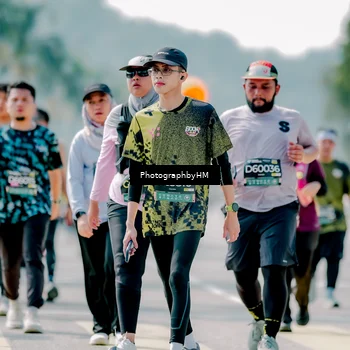 Runner Photo 6465425