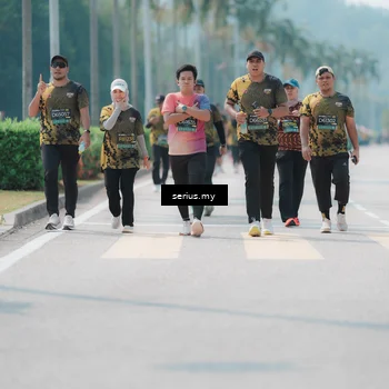 Runner Photo 6465440