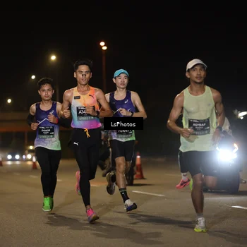 Runner Photo 6465448