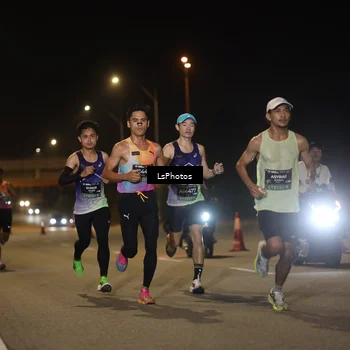Runner Photo 6465461