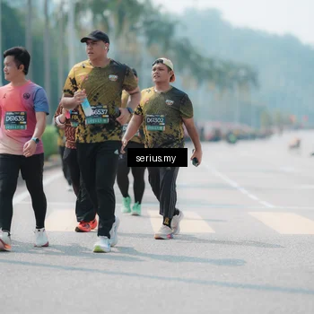 Runner Photo 6465478