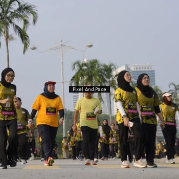Runner Photo 6465502