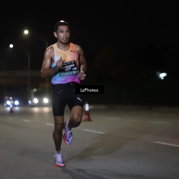 Runner Photo 6465504