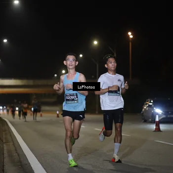 Runner Photo 6465596