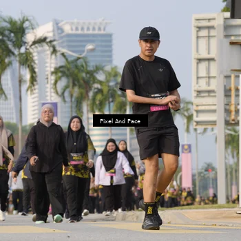 Runner Photo 6465724
