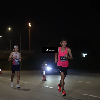 Runner Photo 6465762