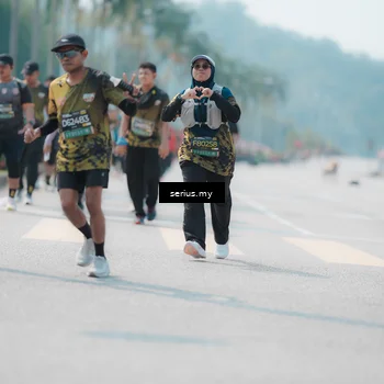 Runner Photo 6465771