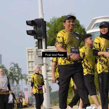 Runner Photo 6465814