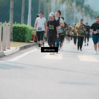 Runner Photo 6465822