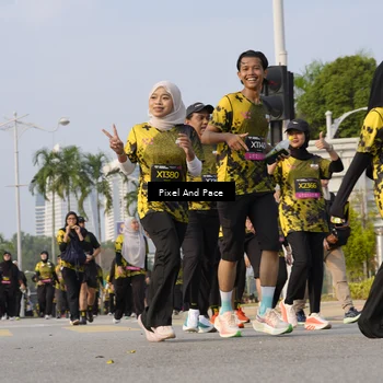 Runner Photo 6465877