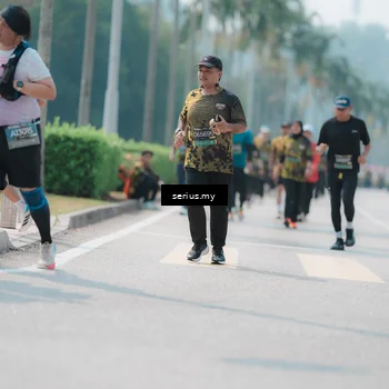 Runner Photo 6465898