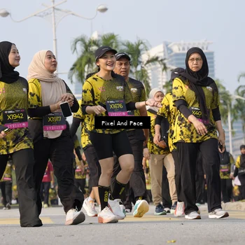 Runner Photo 6465914