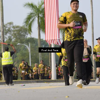 Runner Photo 6466048