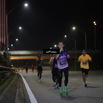 Runner Photo 6466054