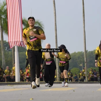 Runner Photo 6466062