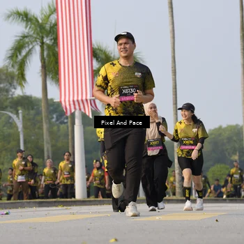 Runner Photo 6466100