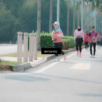 Runner Photo 6466302