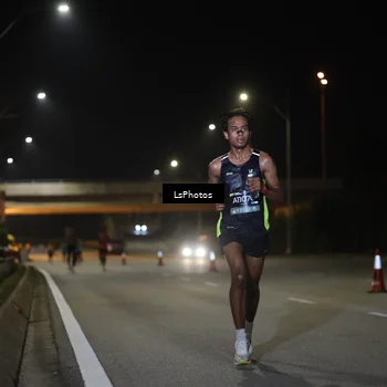 Runner Photo 6466321