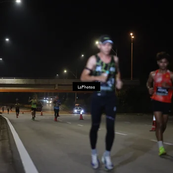 Runner Photo 6466381