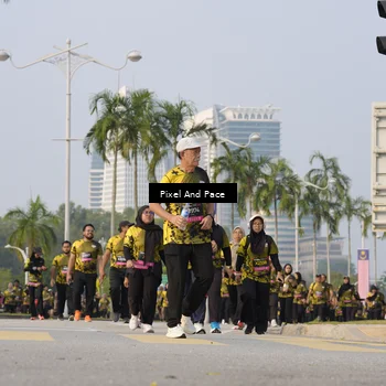 Runner Photo 6466416