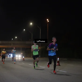 Runner Photo 6466423