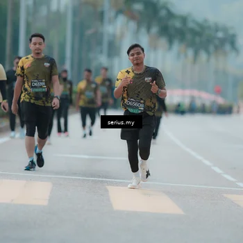 Runner Photo 6466431