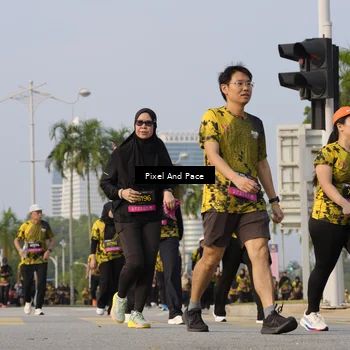 Runner Photo 6466498