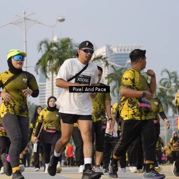 Runner Photo 6466767