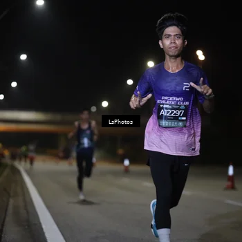 Runner Photo 6466890