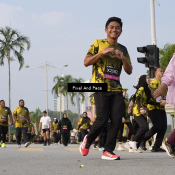 Runner Photo 6467033
