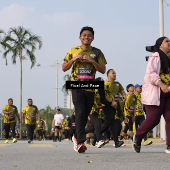 Runner Photo 6467048