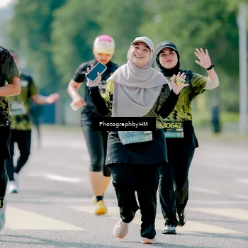 Runner Photo 6467123