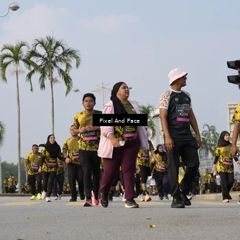 Runner Photo 6467149