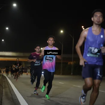 Runner Photo 6467246