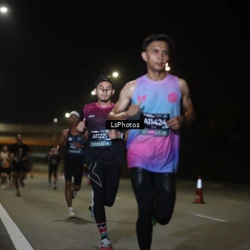 Runner Photo 6467274