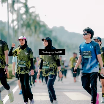Runner Photo 6467289