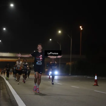 Runner Photo 6467332