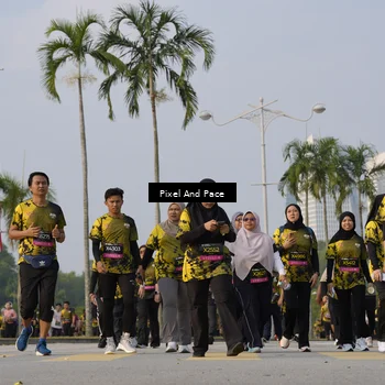 Runner Photo 6467344