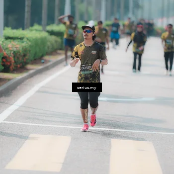 Runner Photo 6467429