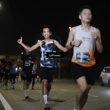 Runner Photo 6467478