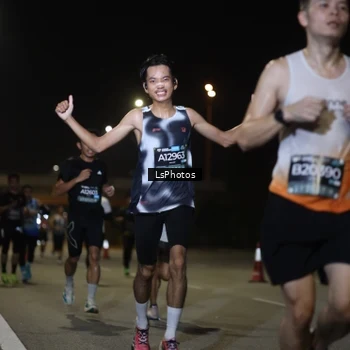 Runner Photo 6467525