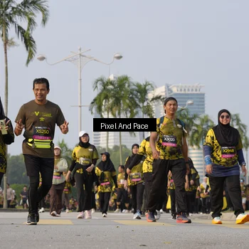 Runner Photo 6467700