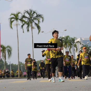 Runner Photo 6467835