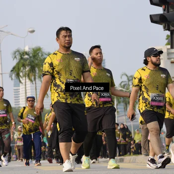 Runner Photo 6467854